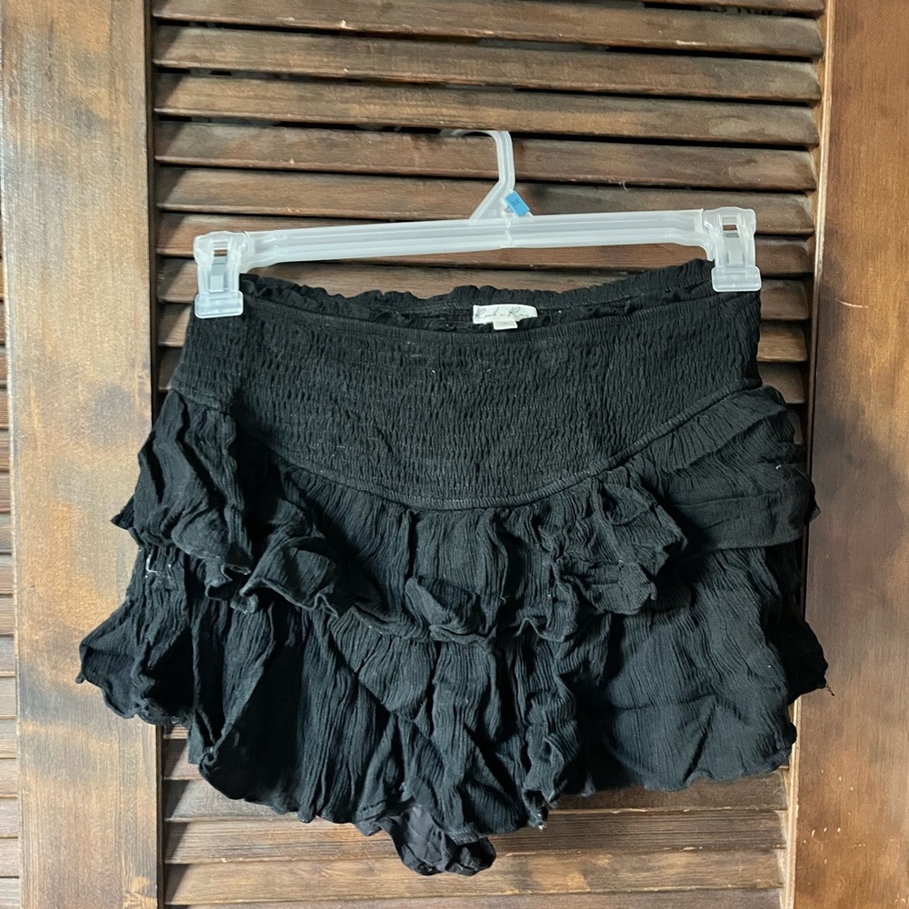 Rock N Rags Black Ruffled Mini Skort - Picture 2 of 4